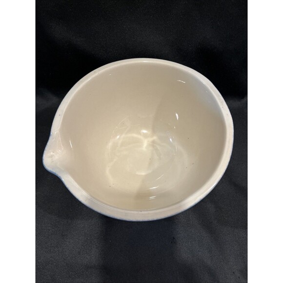 Vintage Deltis 2 Qt. Stoneware Mixing Bowl Blue with Spout Made in Portugal - Picture 2 of 10